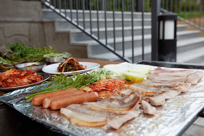 여수갯벌노을마을 콘도 숙소 바비큐 시설